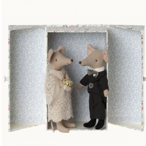 Papa et maman souris mariés
