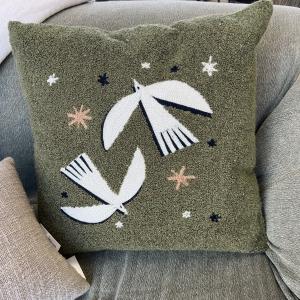 Coussin oiseau vert
