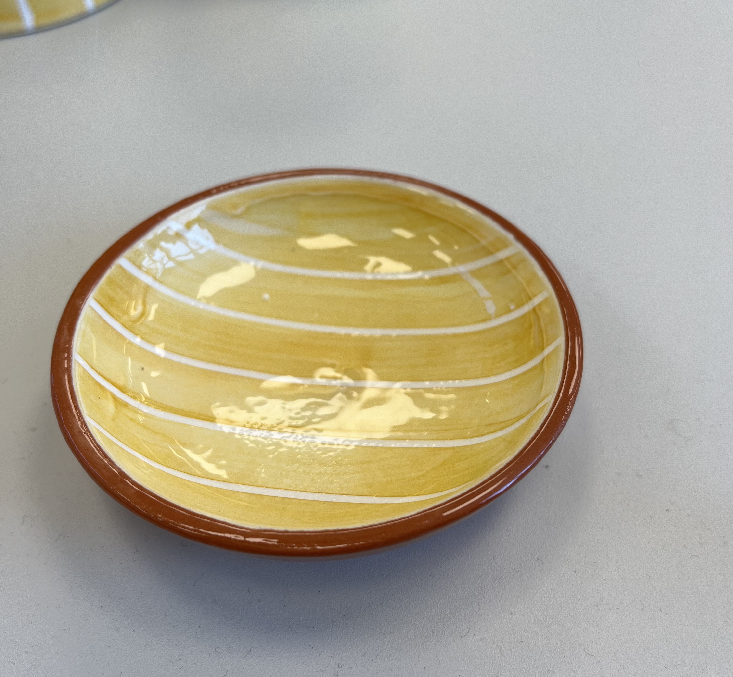 Mini assiette rayure jaune